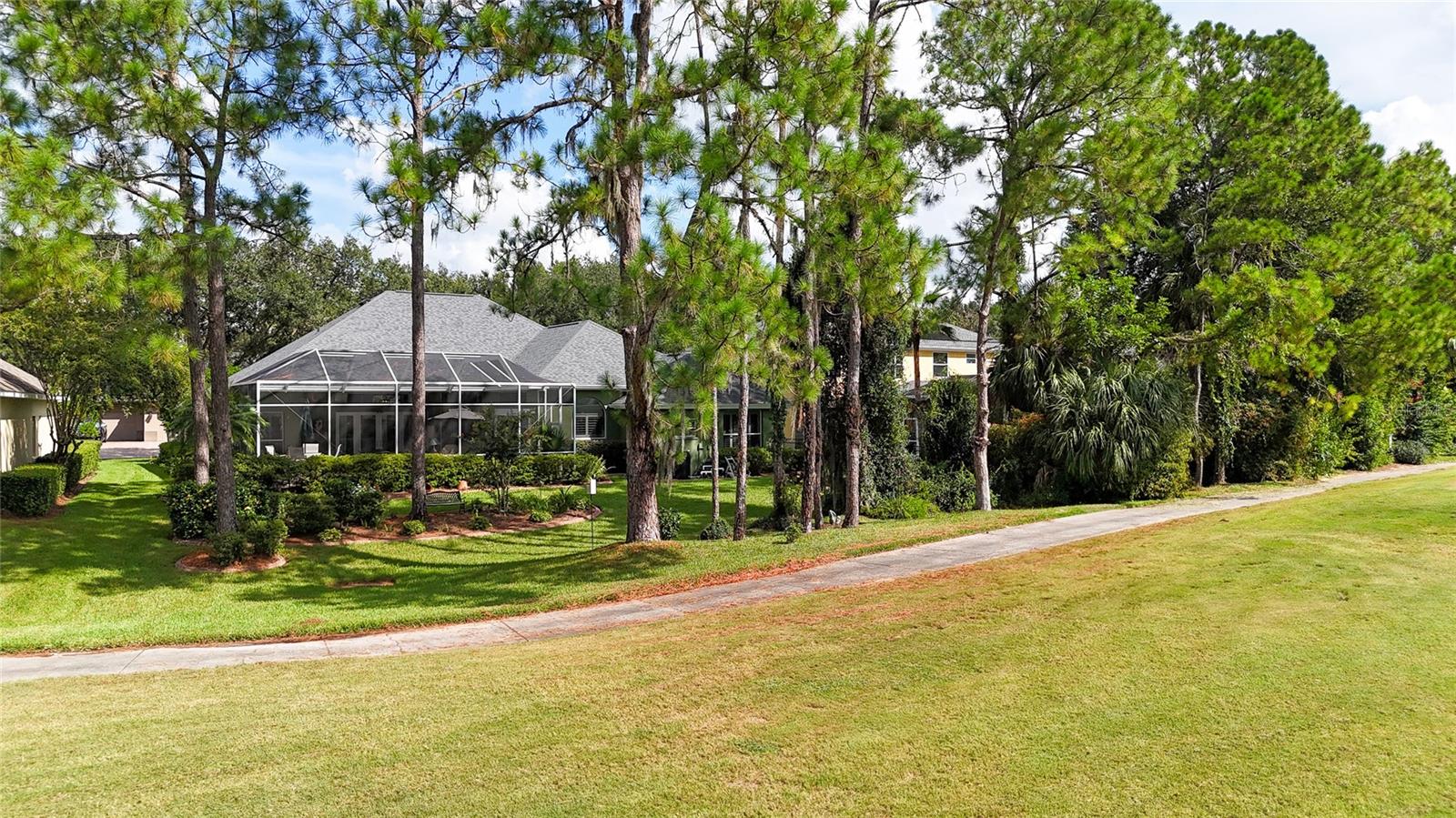 RIVER HILLS COUNTRY CLUB PARCE - Residential
