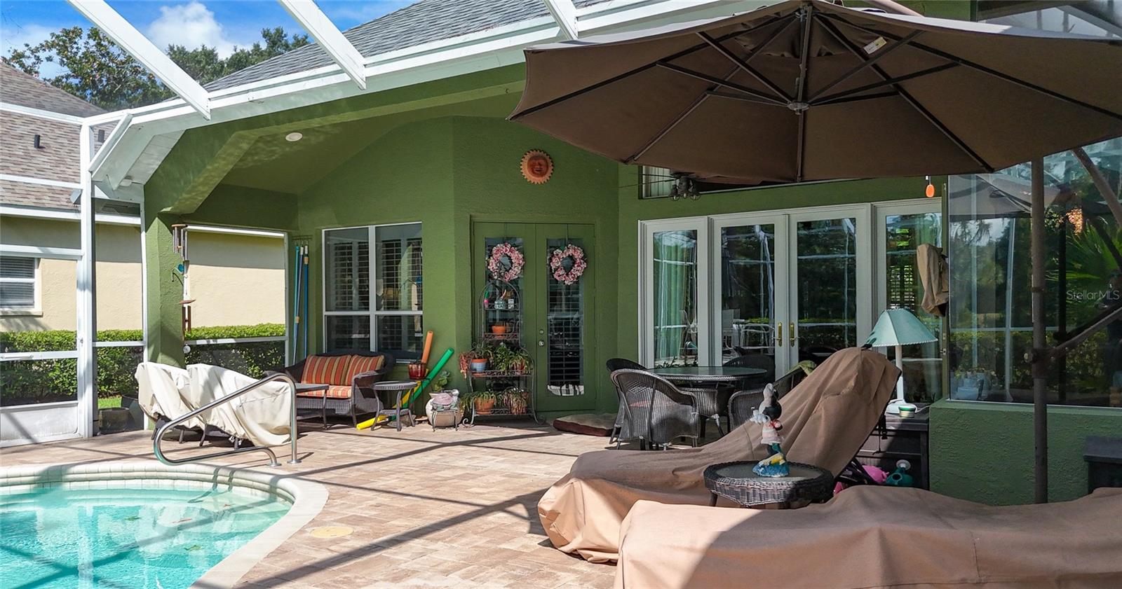 RIVER HILLS COUNTRY CLUB PARCE - Residential