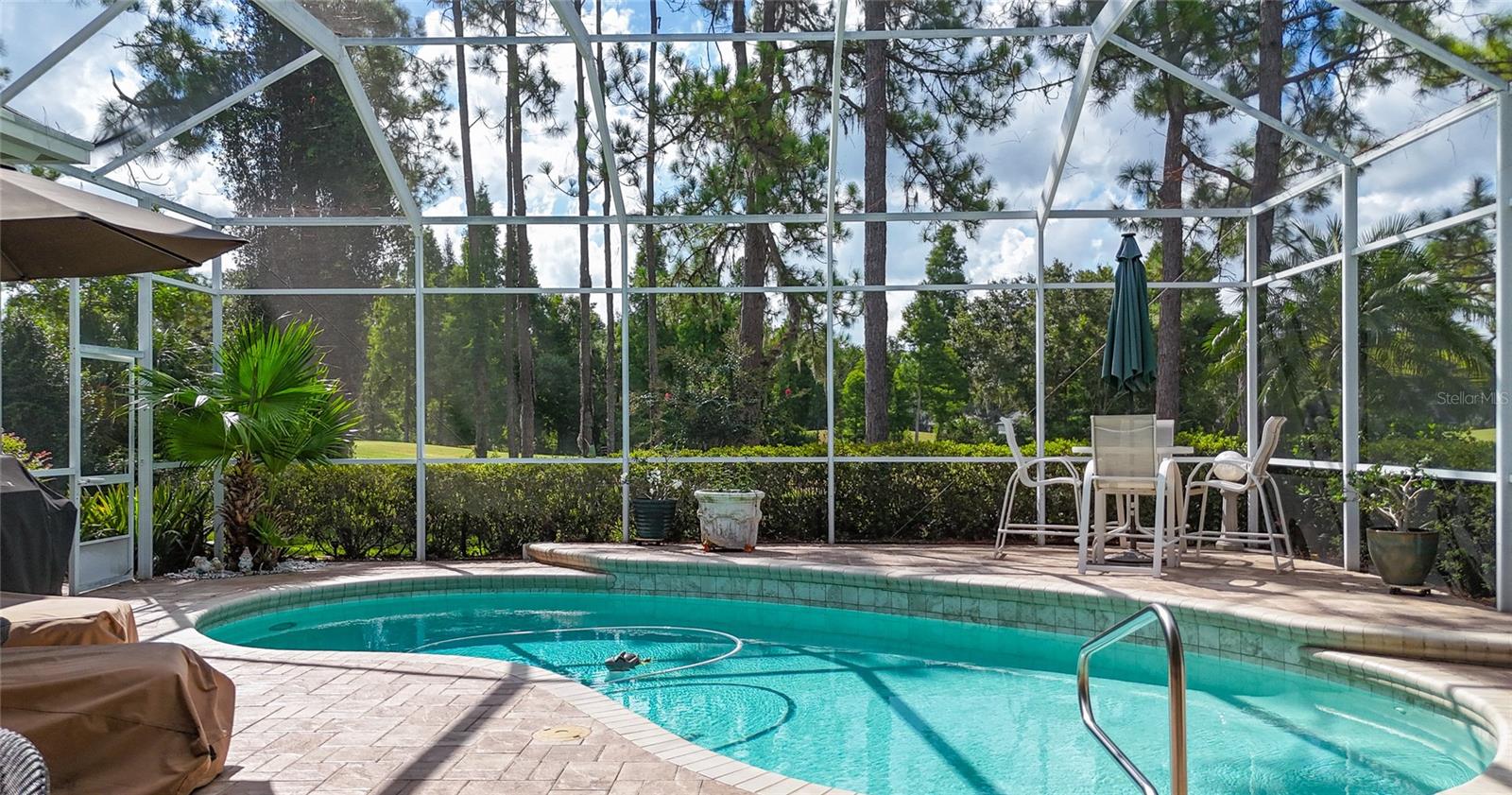 RIVER HILLS COUNTRY CLUB PARCE - Residential