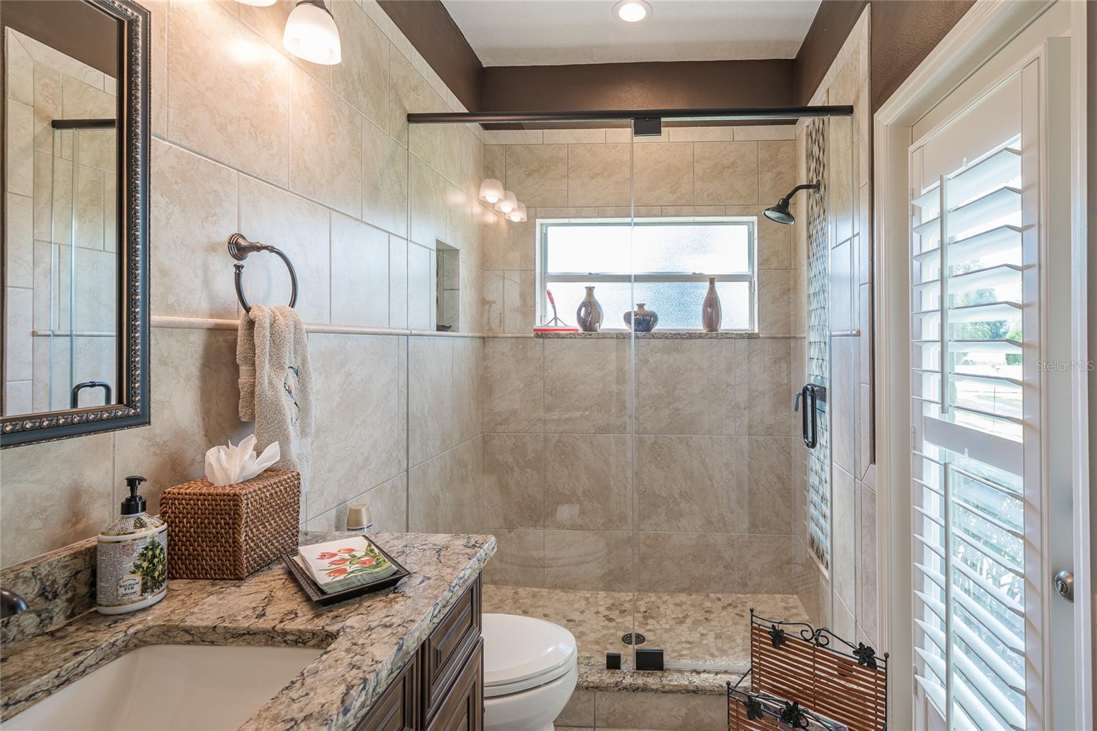 RIVER HILLS COUNTRY CLUB PARCE - Residential