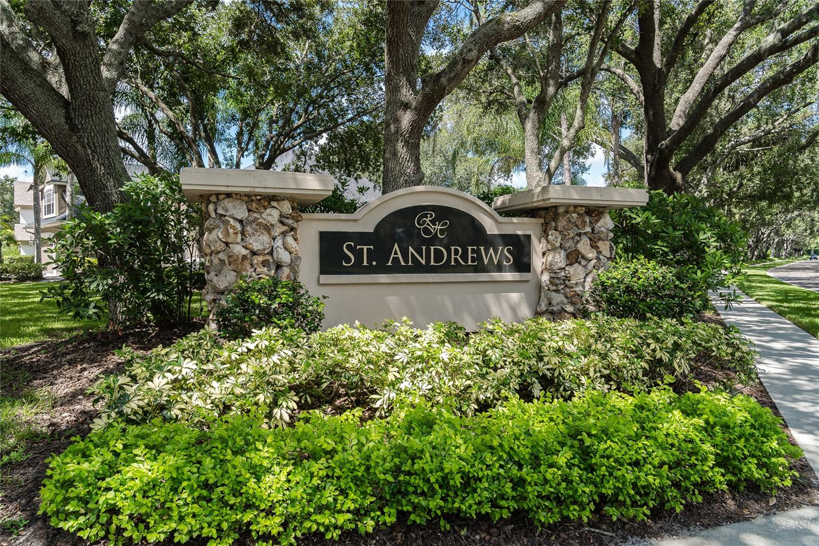 3510 OLD COURSE LANE