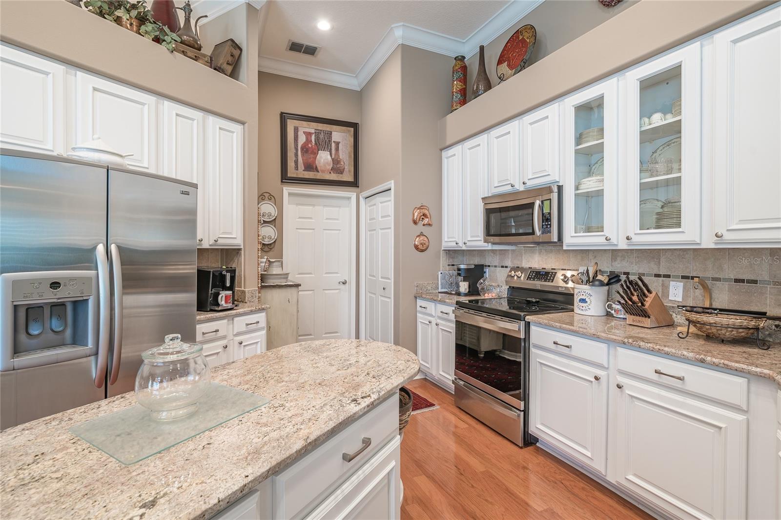 RIVER HILLS COUNTRY CLUB PARCE - Residential
