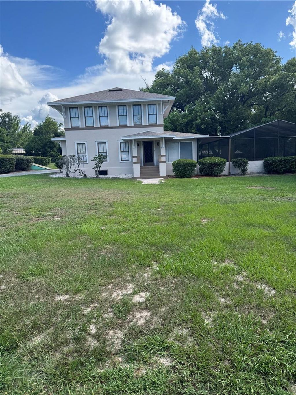 Photo of 530 N Ridge Avenue, Lake Alfred, FL 33850 (MLS # B4902012)