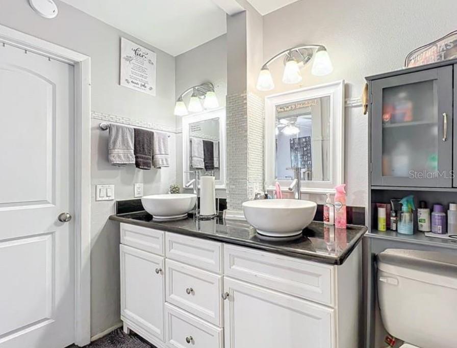 VILLAGE GROVE PH 02 - Residential Lease