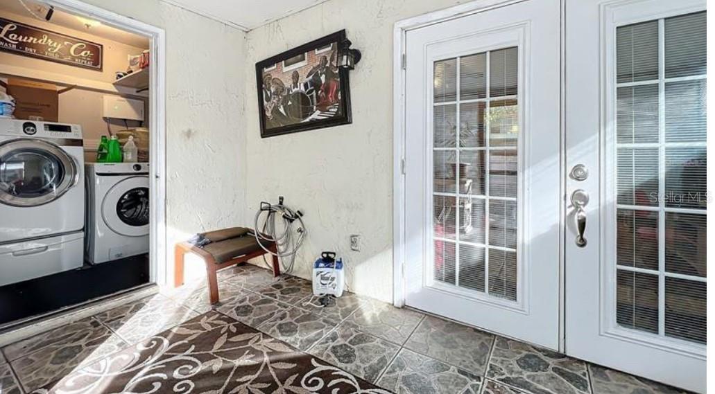 VILLAGE GROVE PH 02 - Residential Lease