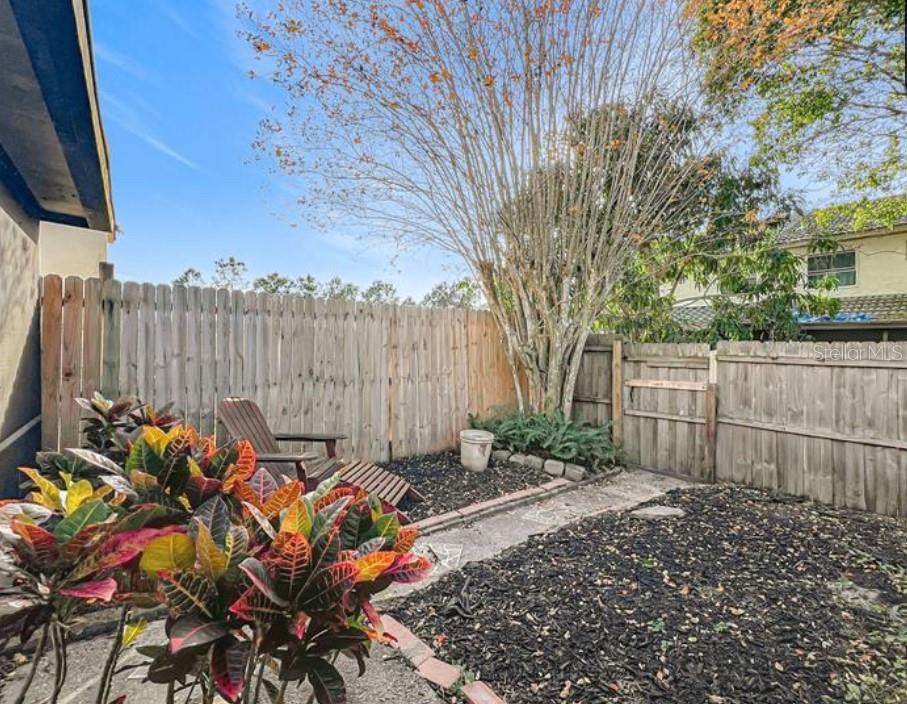 VILLAGE GROVE PH 02 - Residential Lease