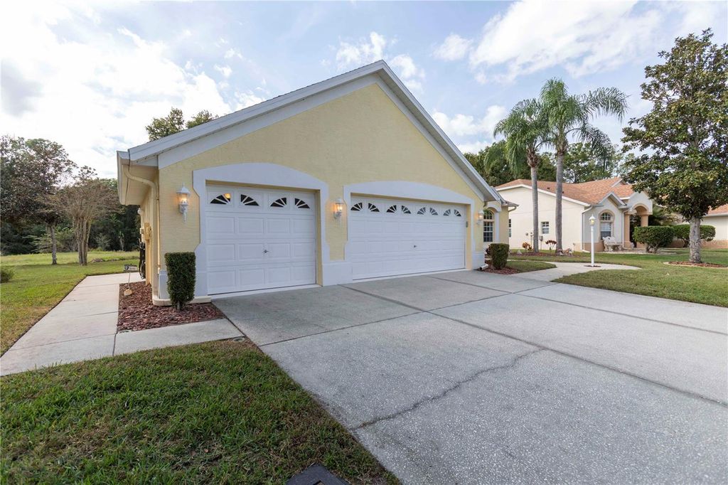 Photo of 11915 Tee Time Circle, New Port Richey, FL 34654 (MLS # W7880219)