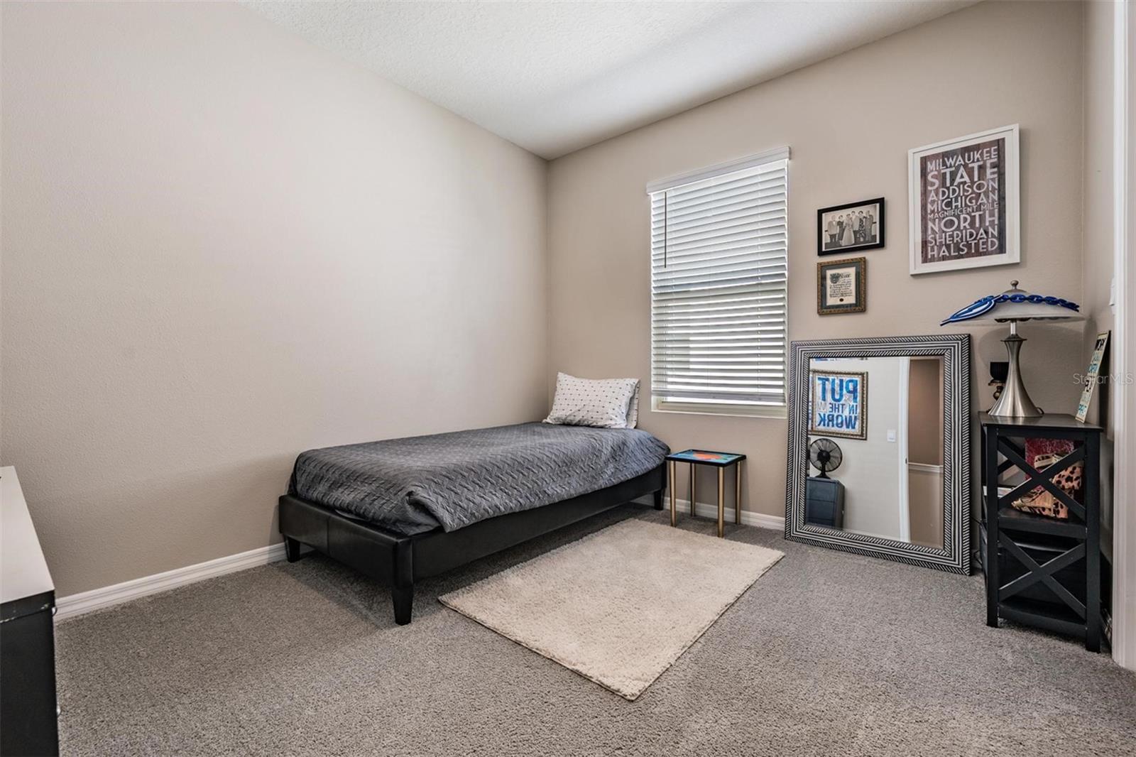 EPPERSON - MEADOW RIDGE TOWNHOMES - Residential Lease