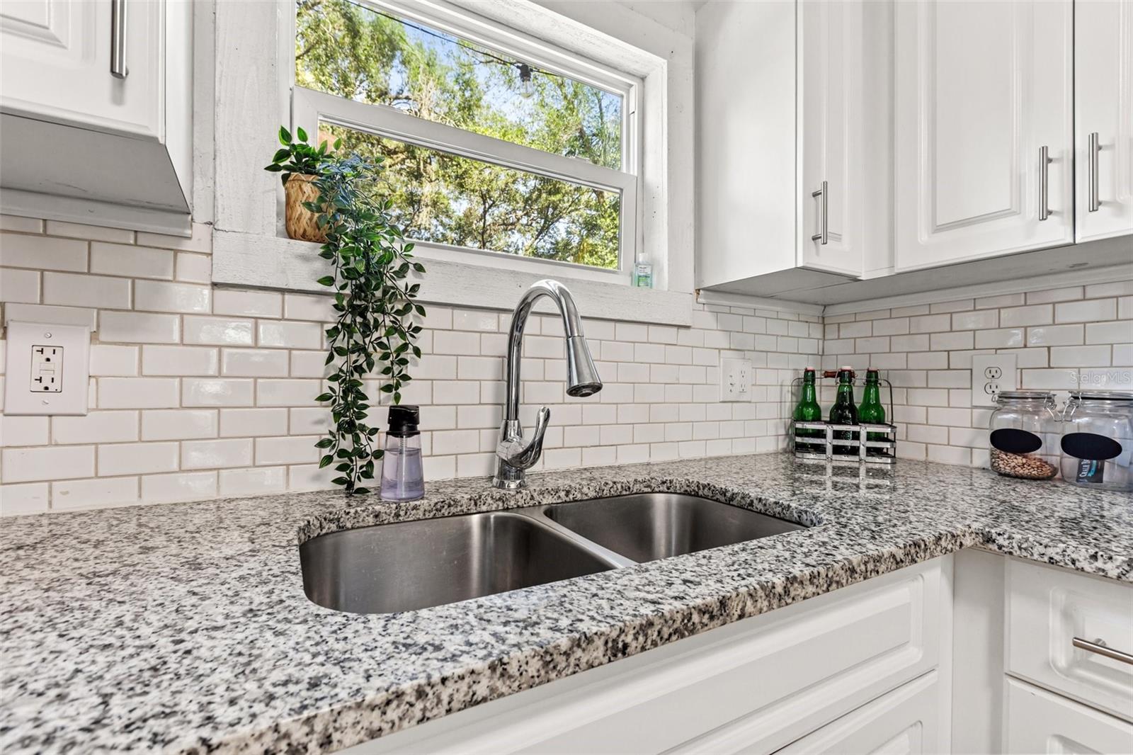 RIVERBEND MANOR - Residential