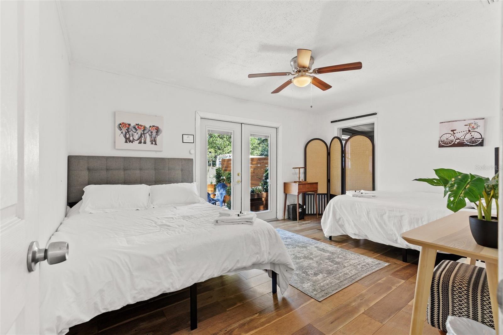 RIVERBEND MANOR - Residential