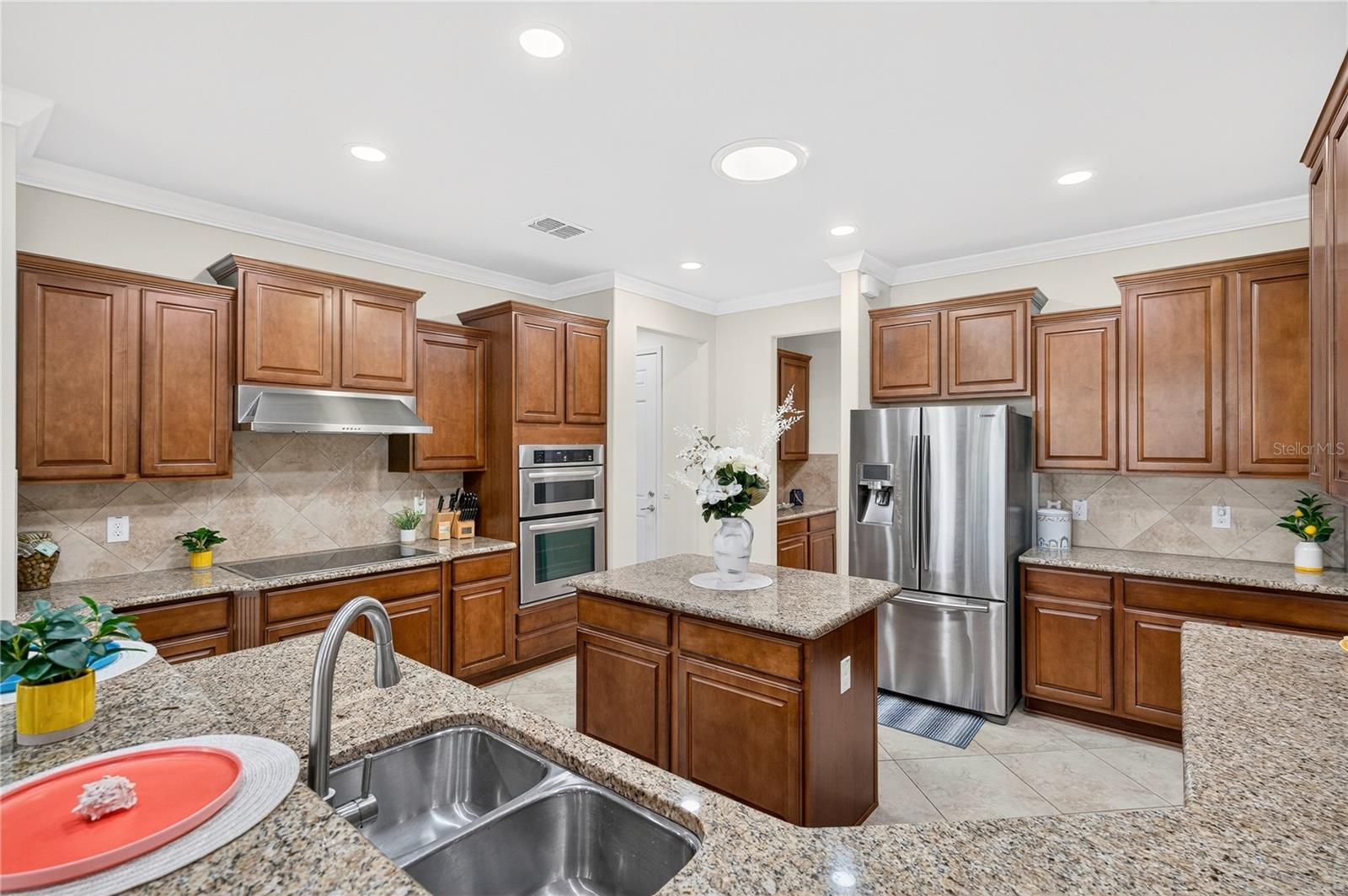 STONE CREEK - Residential