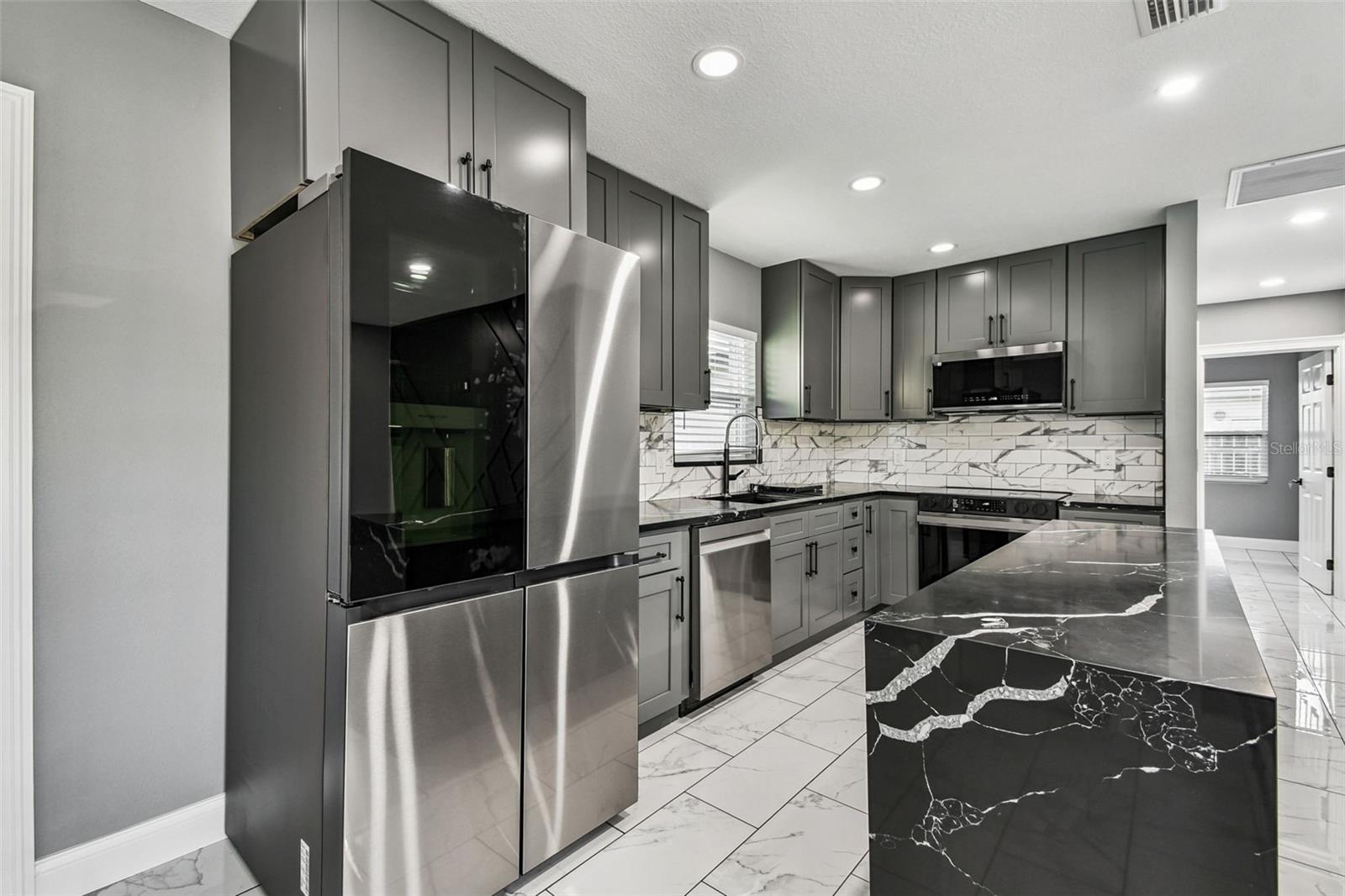 BAYSHORE GARDENS SEC 2 - Residential