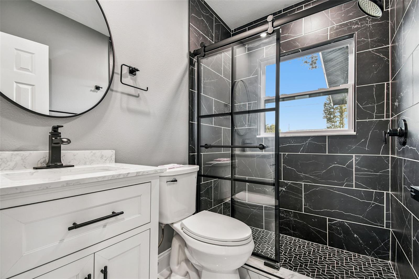 BAYSHORE GARDENS SEC 2 - Residential