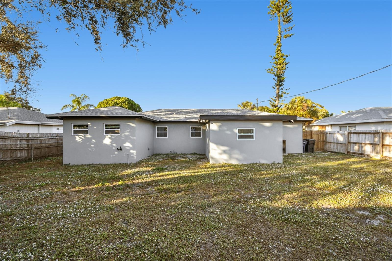 BAYSHORE GARDENS SEC 2 - Residential