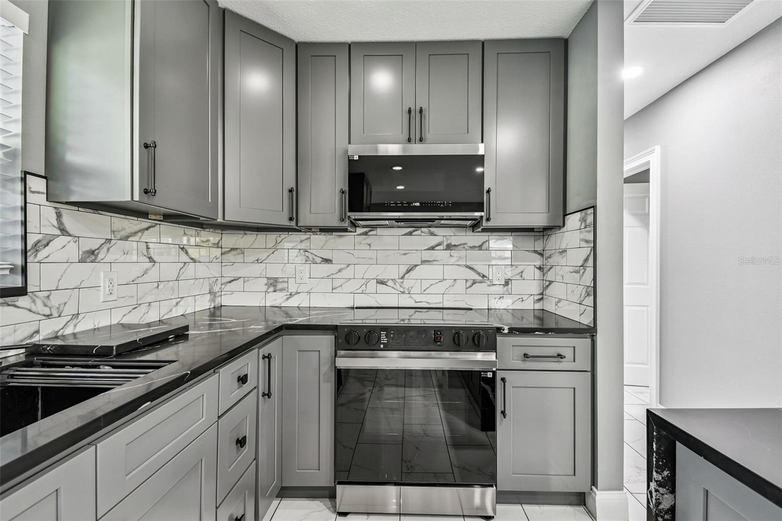 BAYSHORE GARDENS SEC 2 - Residential