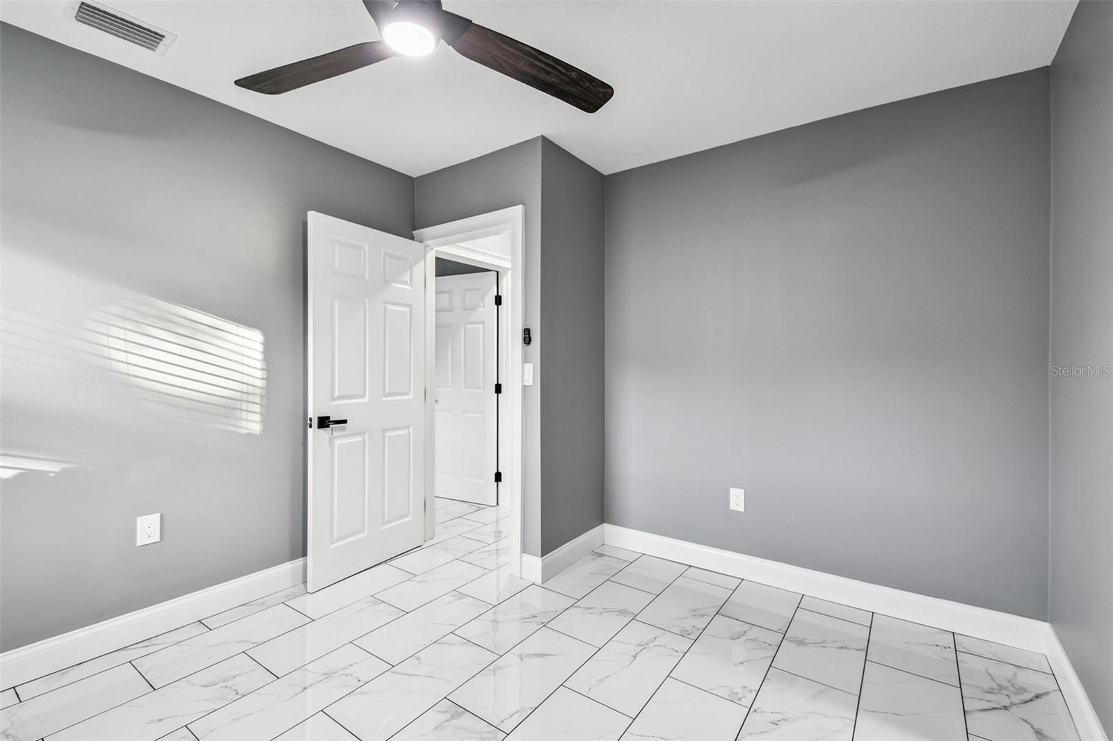 BAYSHORE GARDENS SEC 2 - Residential