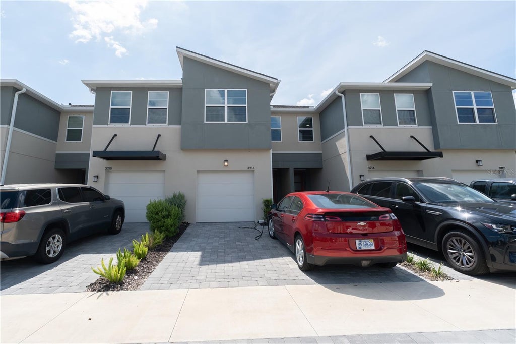 Photo of 3216 Moonlit Lily Place, Brandon, FL 33511 (MLS # TB8539167)
