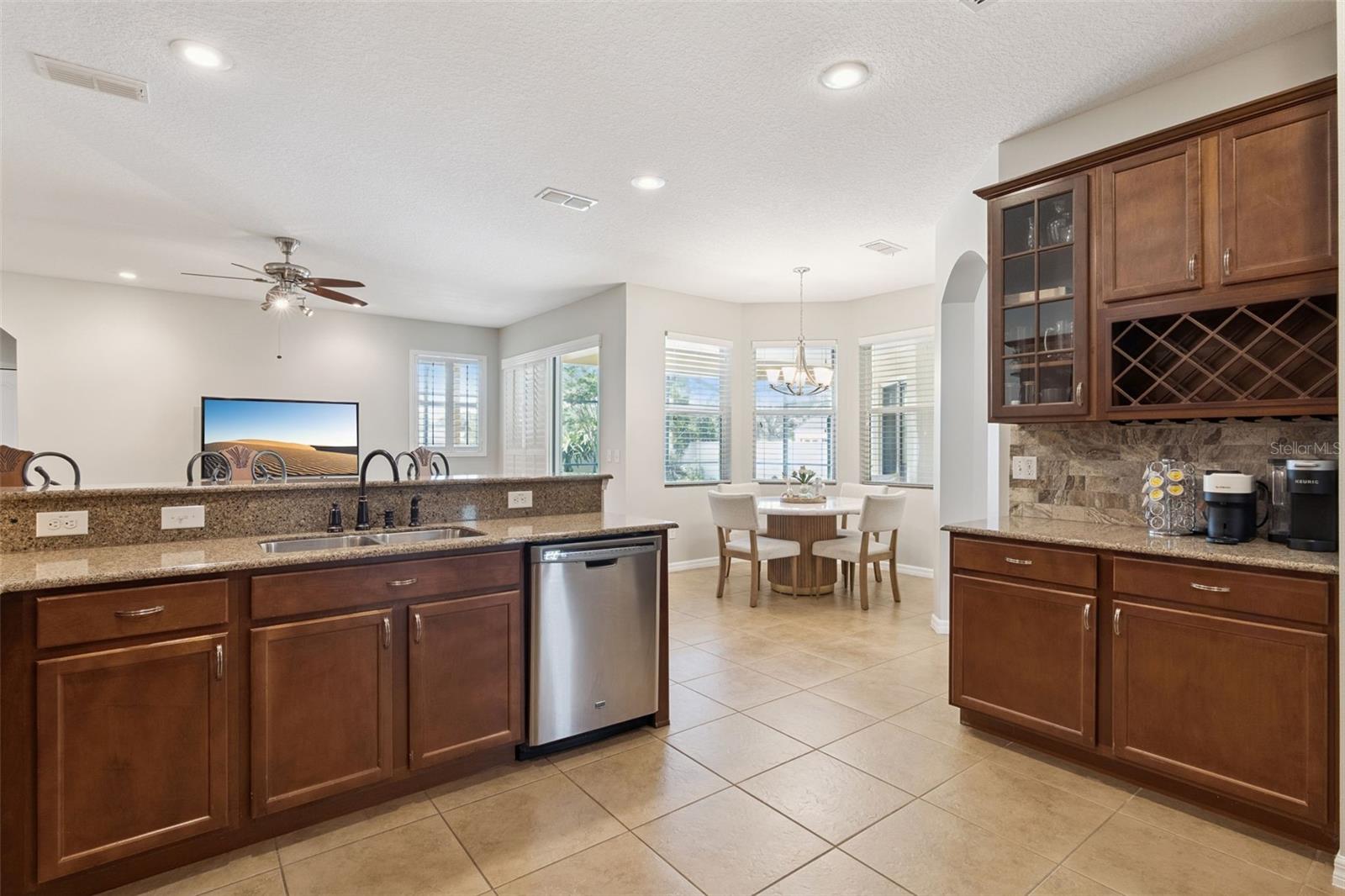 CHAPMAN COVE - Residential