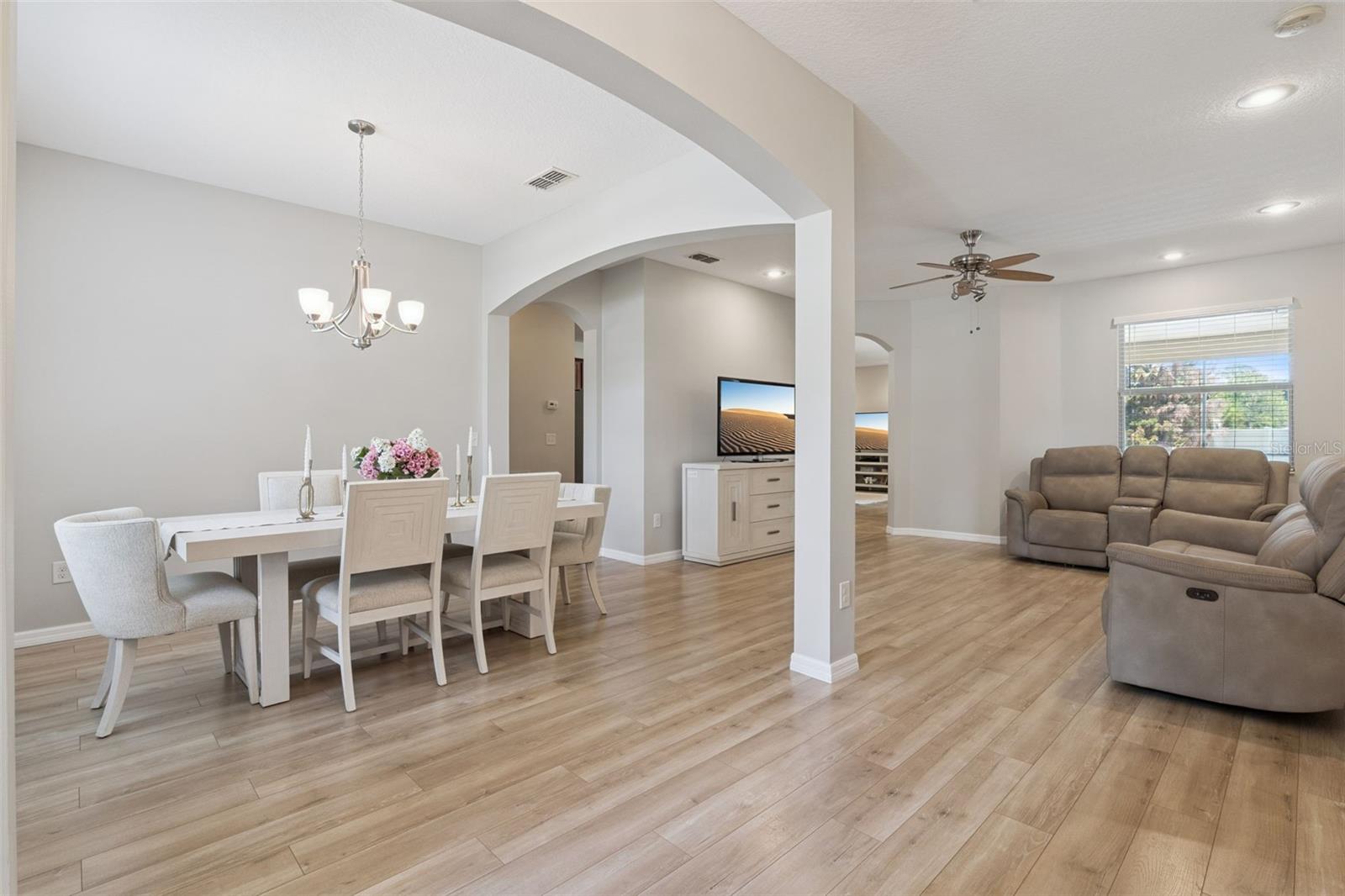 CHAPMAN COVE - Residential