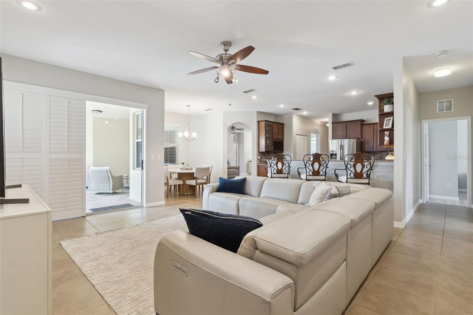 CHAPMAN COVE - Residential