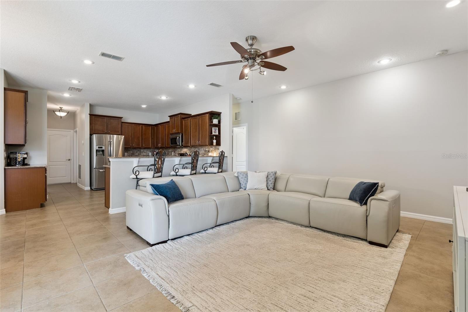 CHAPMAN COVE - Residential