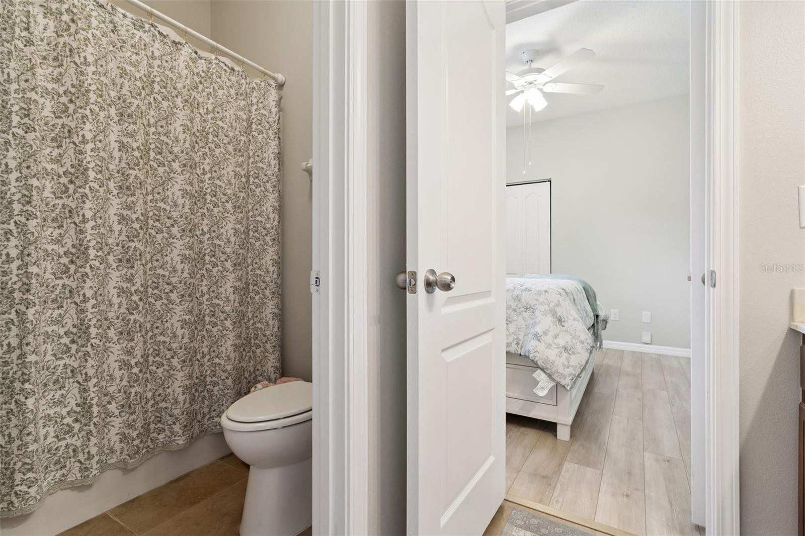 CHAPMAN COVE - Residential