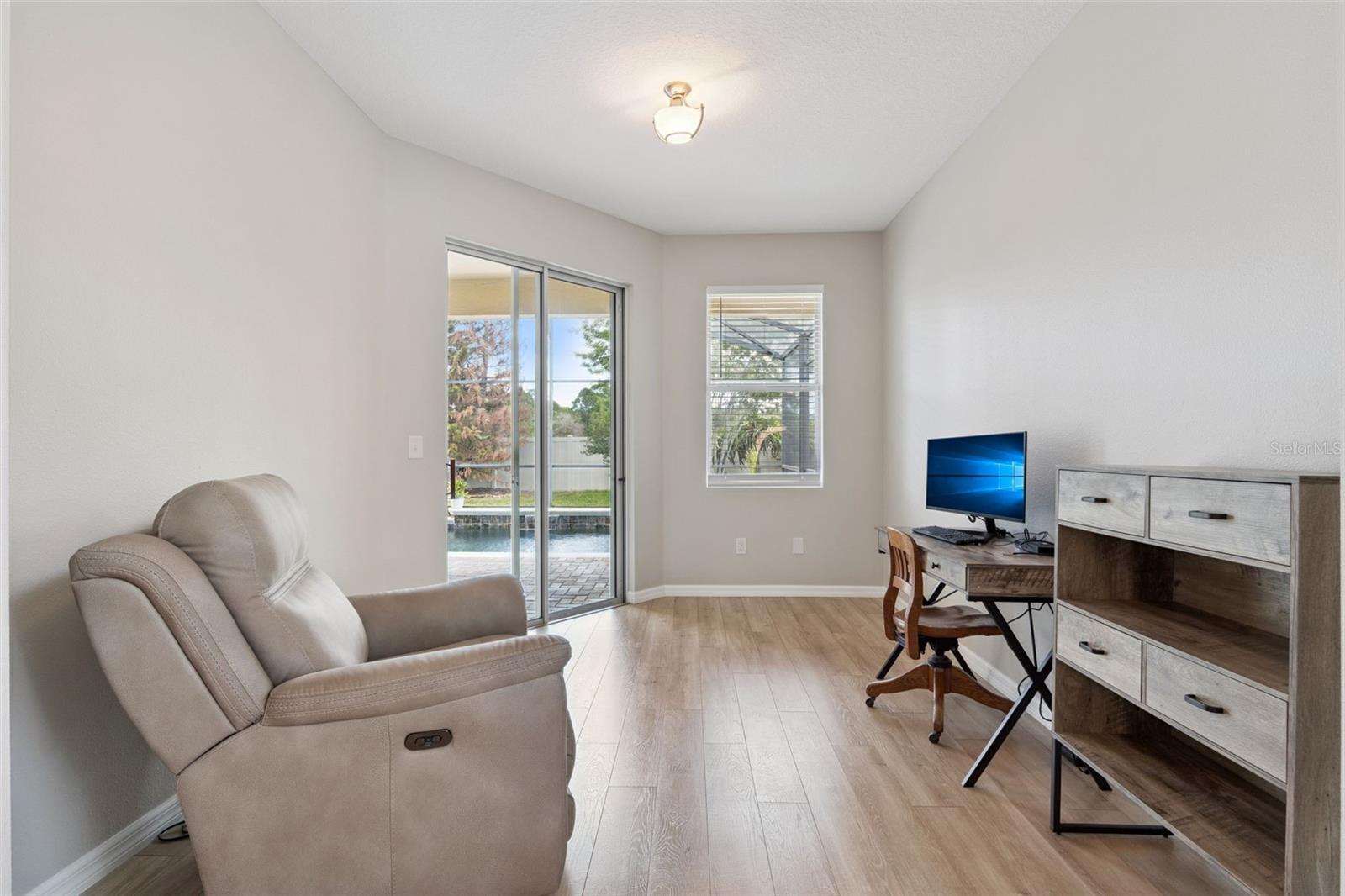 CHAPMAN COVE - Residential