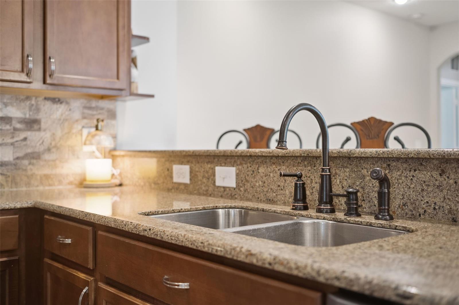 CHAPMAN COVE - Residential