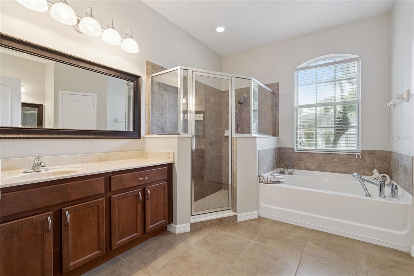 CHAPMAN COVE - Residential