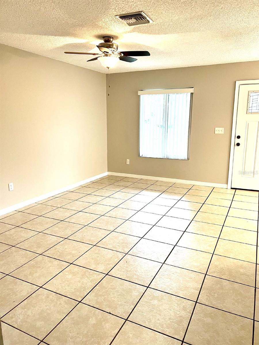 DELTONA LAKES UNIT 29 & 37 REP - Residential Lease