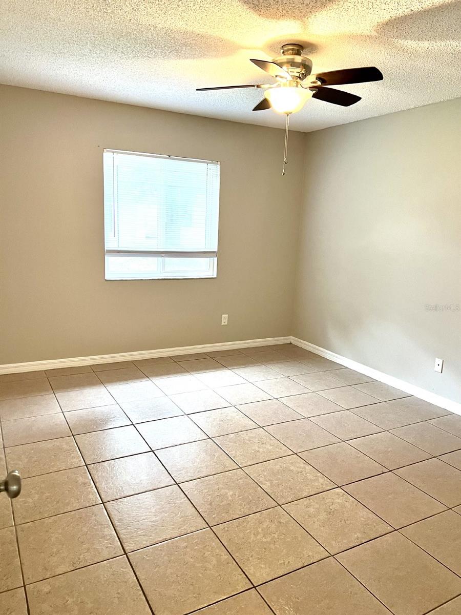 DELTONA LAKES UNIT 29 & 37 REP - Residential Lease