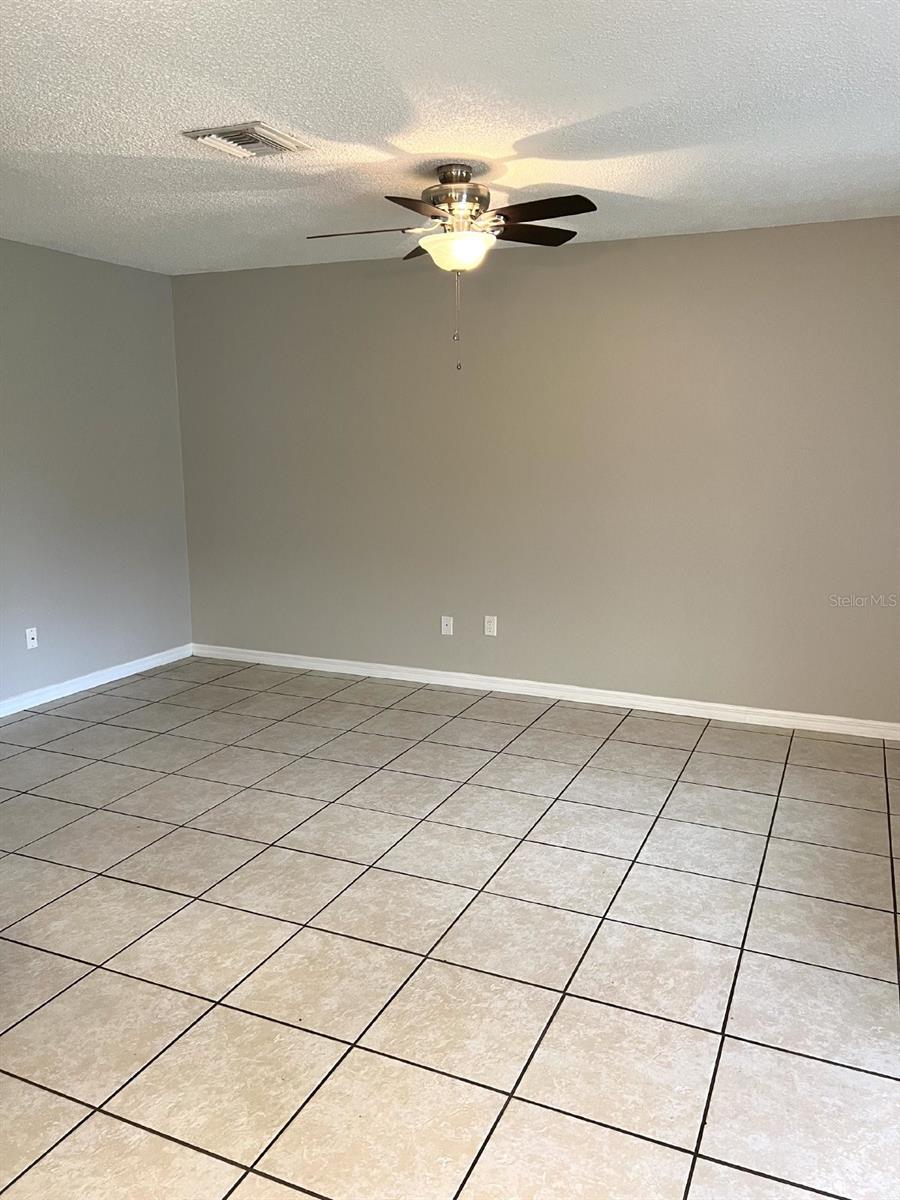DELTONA LAKES UNIT 29 & 37 REP - Residential Lease