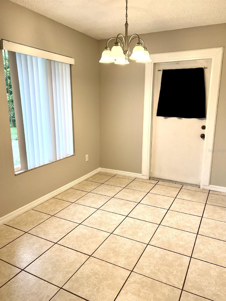 DELTONA LAKES UNIT 29 & 37 REP - Residential Lease