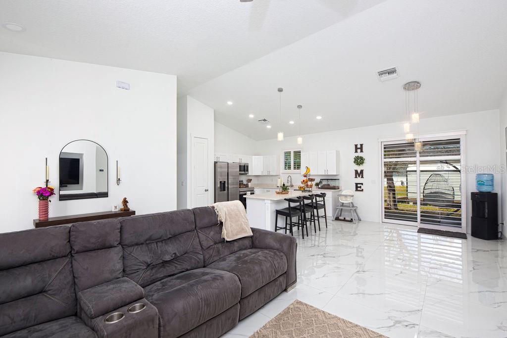 BASSWOOD 01 - Residential