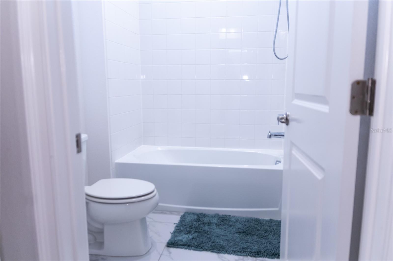 REDBRIDGE SQUARE - Residential Lease