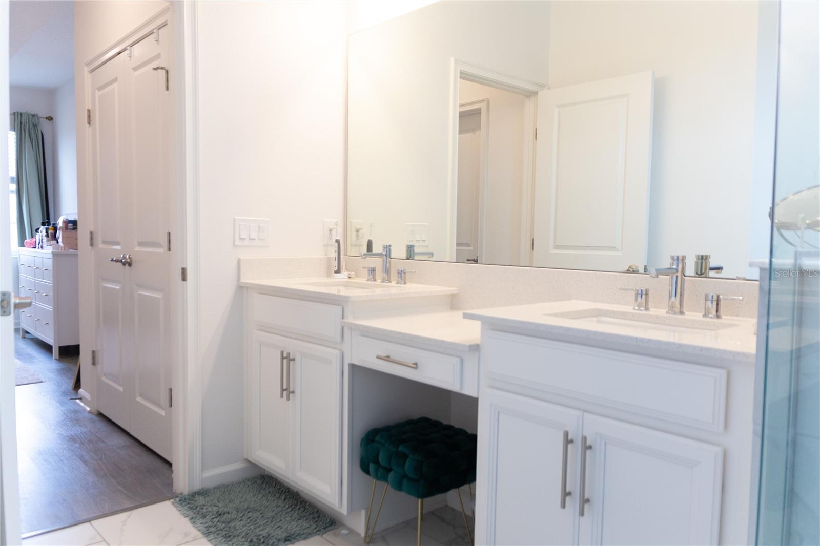REDBRIDGE SQUARE - Residential Lease