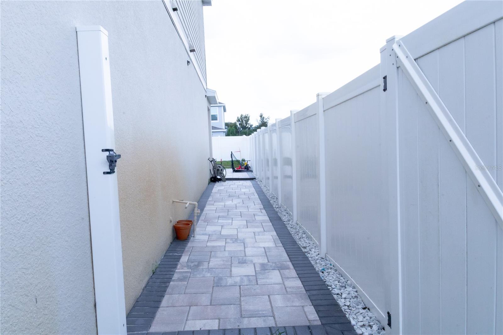 REDBRIDGE SQUARE - Residential Lease