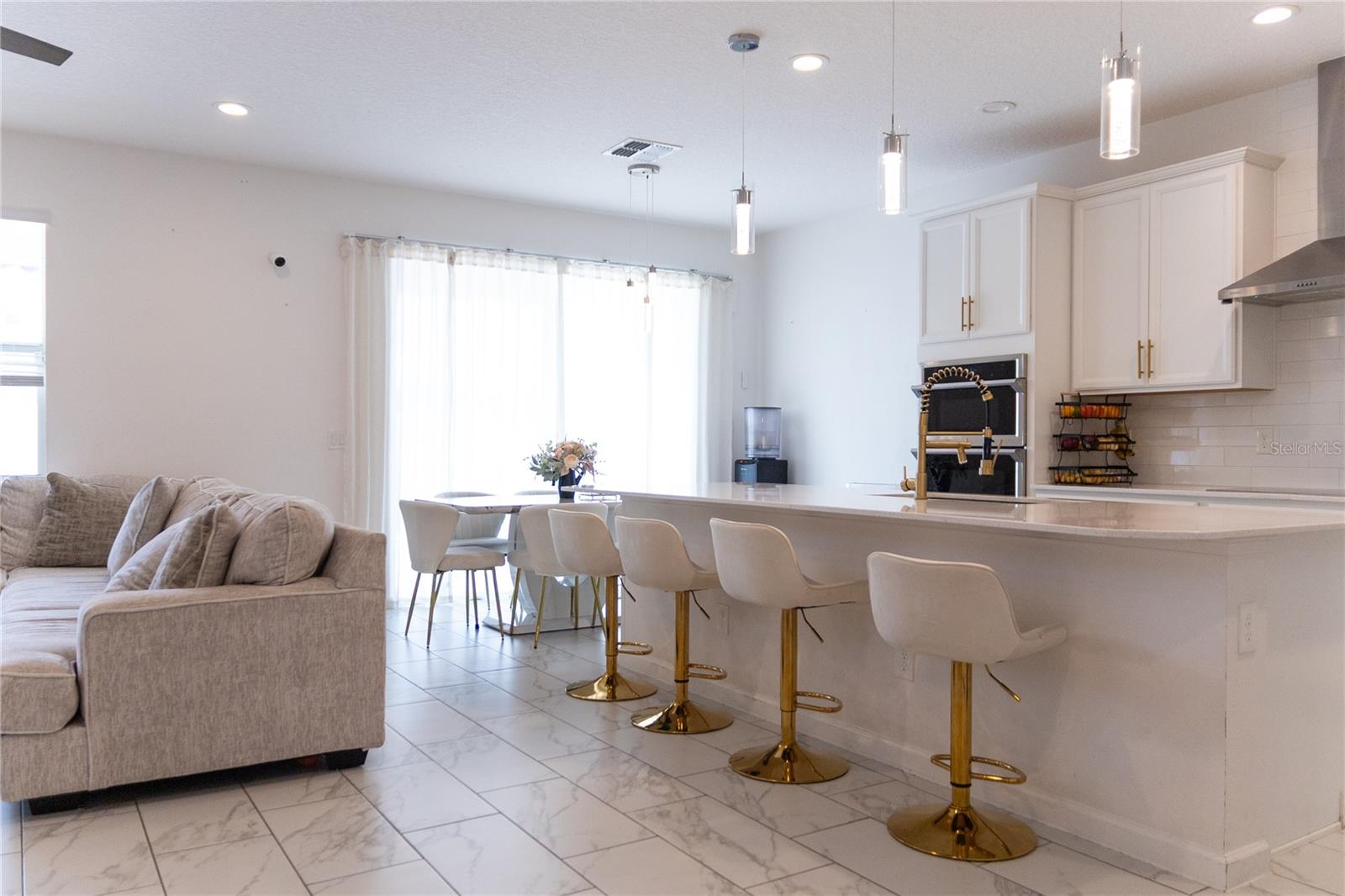 REDBRIDGE SQUARE - Residential Lease