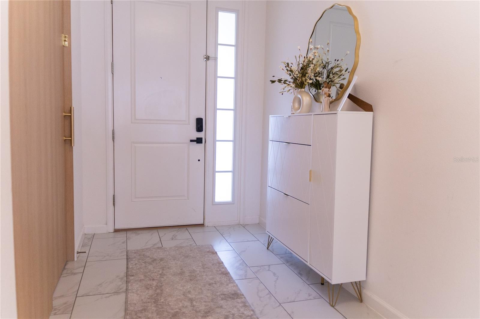 REDBRIDGE SQUARE - Residential Lease