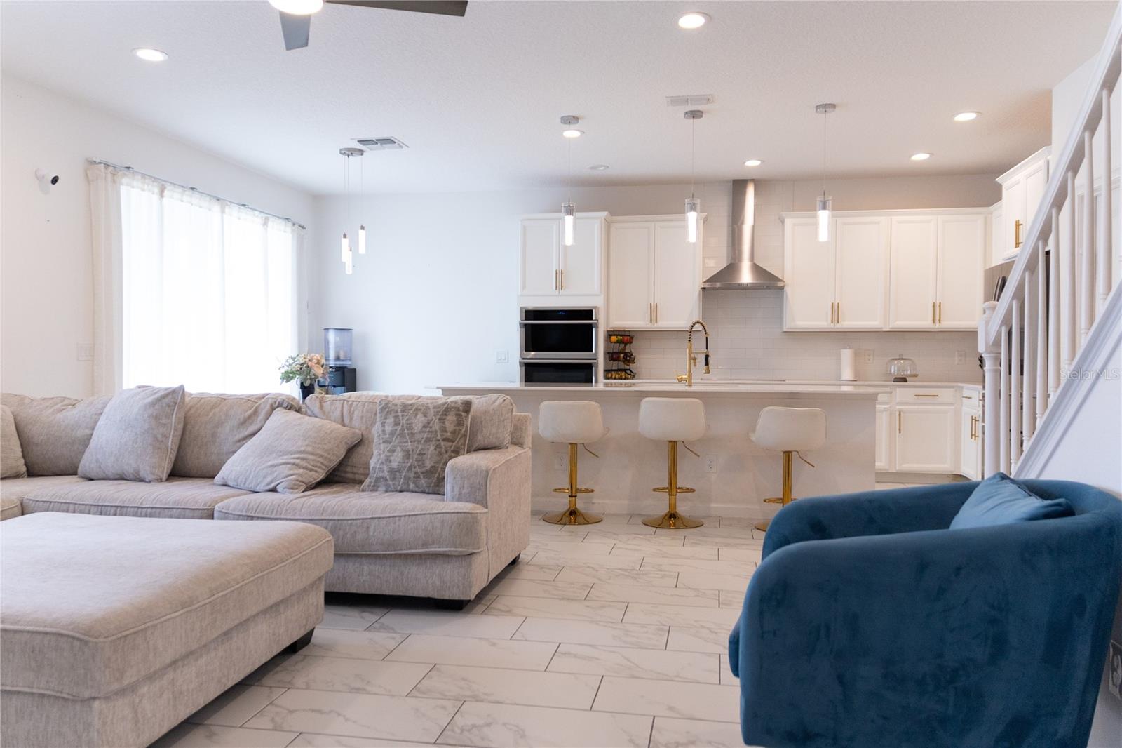 REDBRIDGE SQUARE - Residential Lease