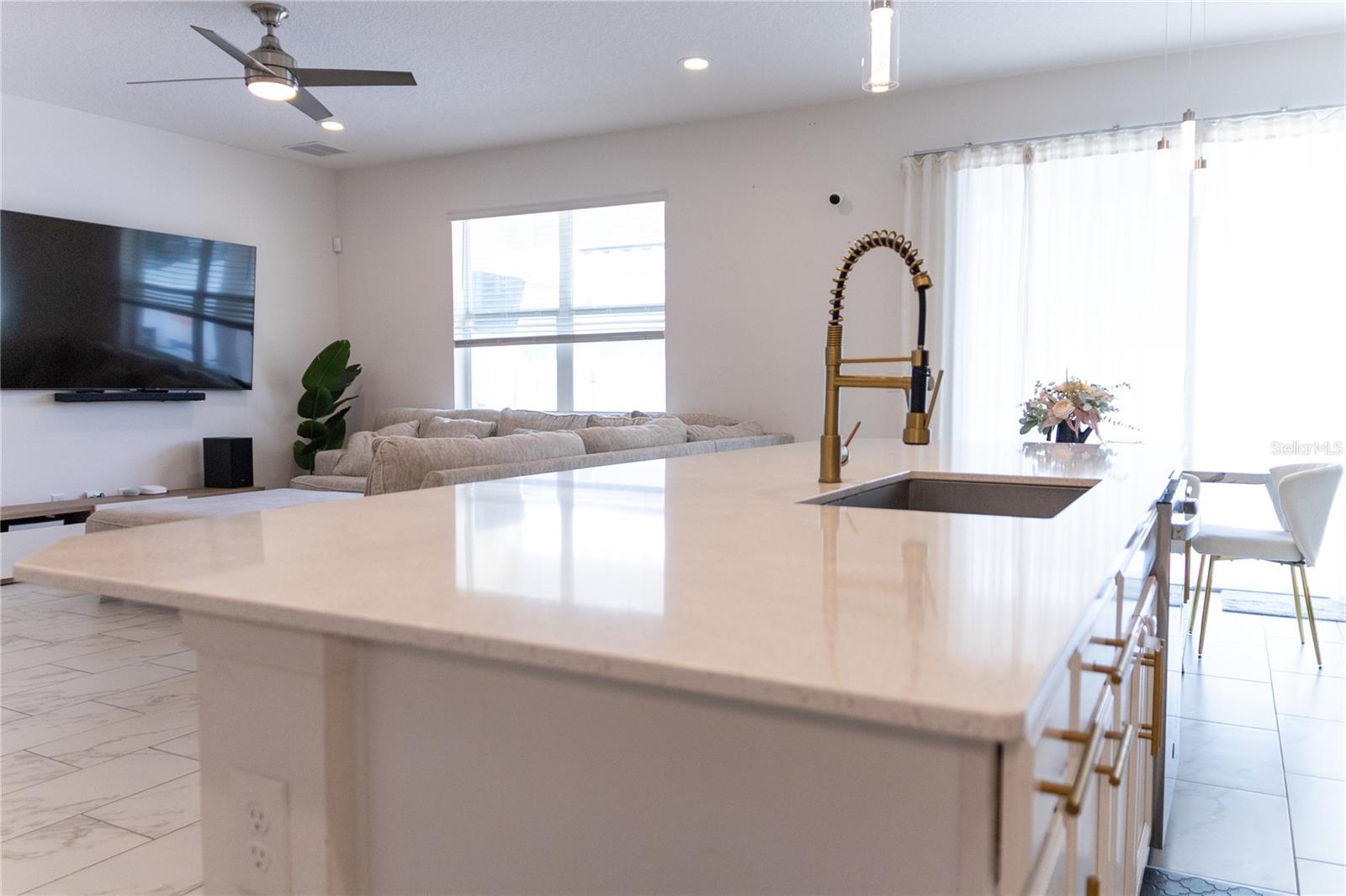 REDBRIDGE SQUARE - Residential Lease