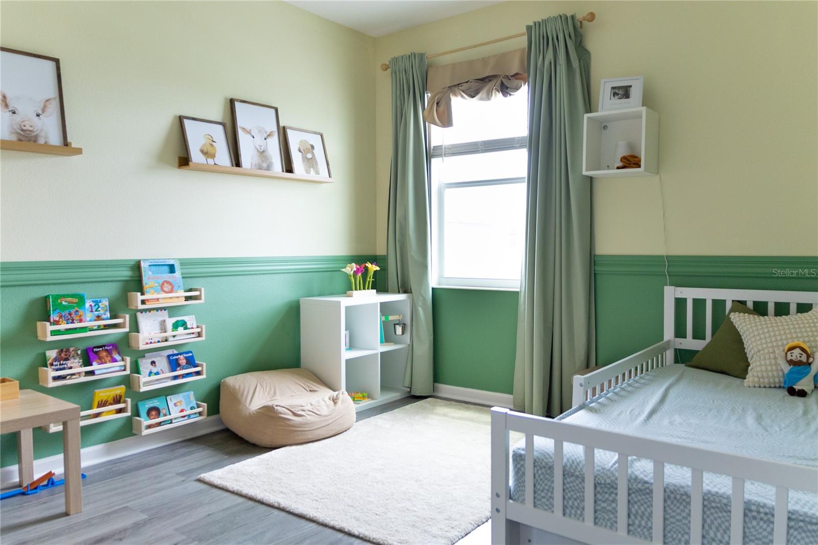 REDBRIDGE SQUARE - Residential Lease
