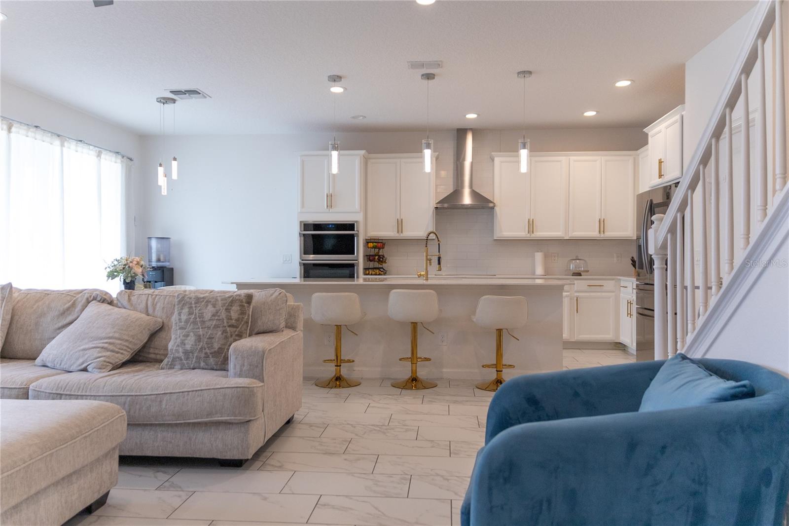 REDBRIDGE SQUARE - Residential Lease