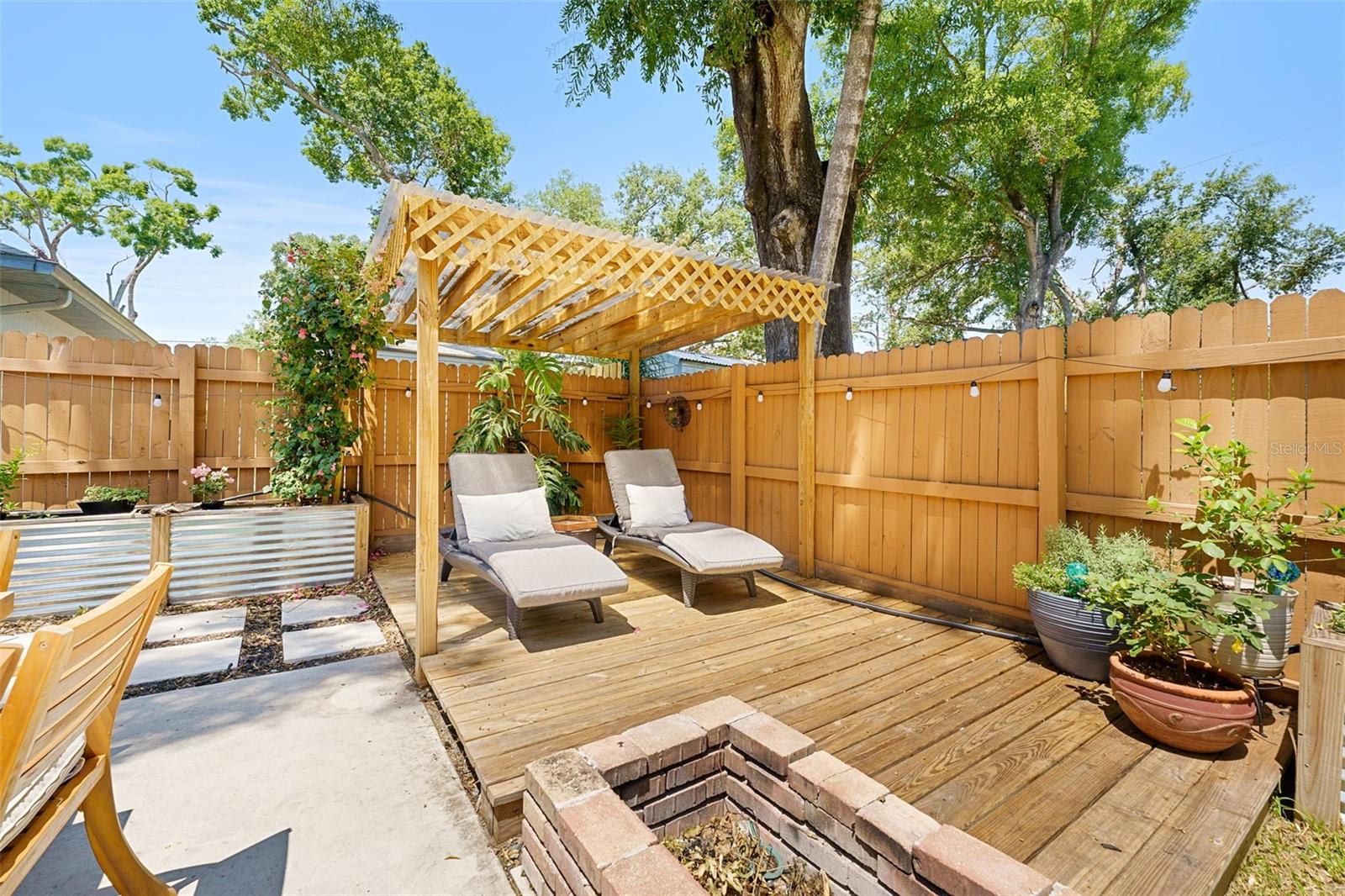 1313 W CARISSA COURT