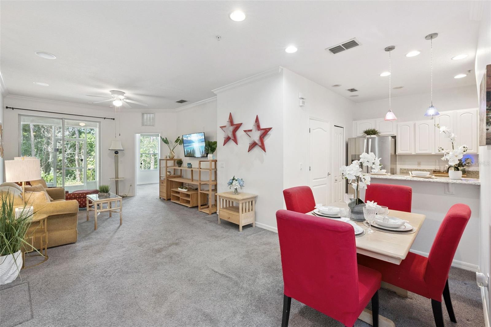 OASIS COVE 1 AT LAKESIDE VILLAGE CONDO PH 1 - Residential