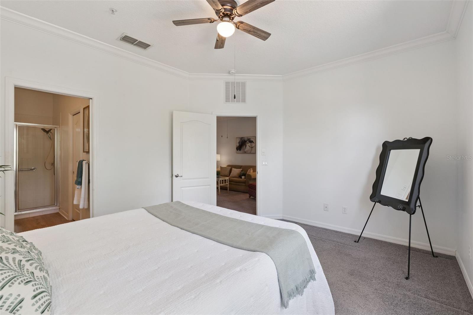 OASIS COVE 1 AT LAKESIDE VILLAGE CONDO PH 1 - Residential