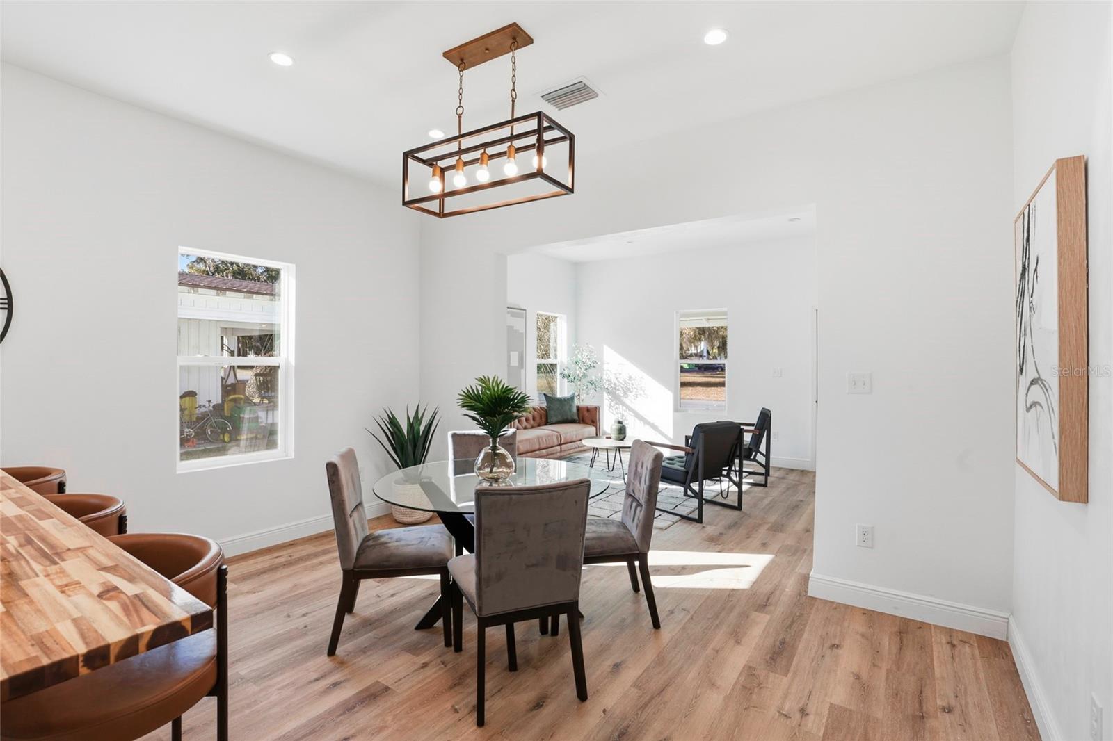 OLD WILLISTON - Residential