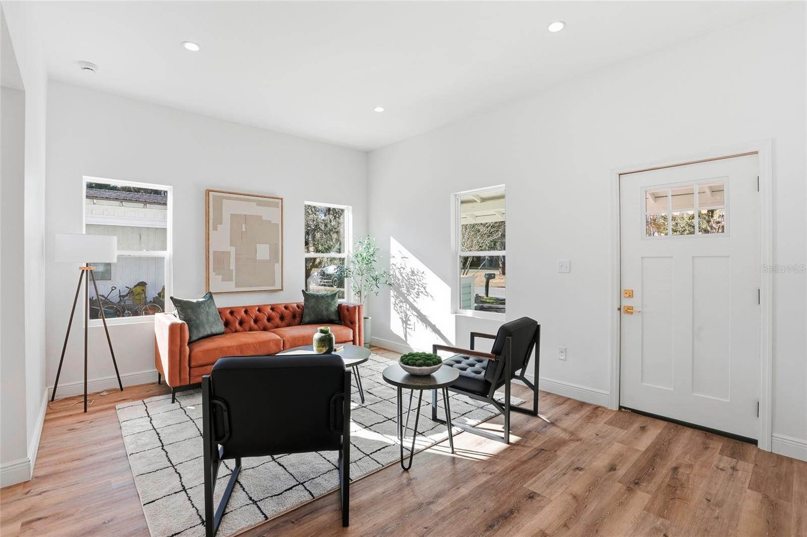 OLD WILLISTON - Residential