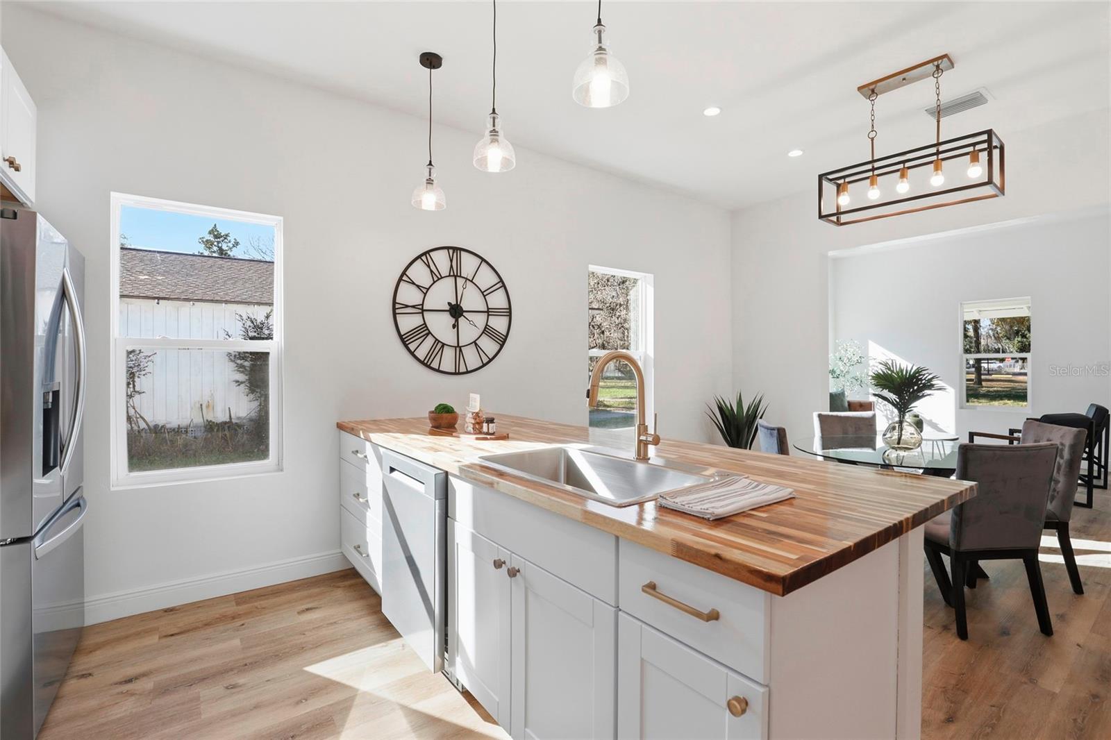 OLD WILLISTON - Residential