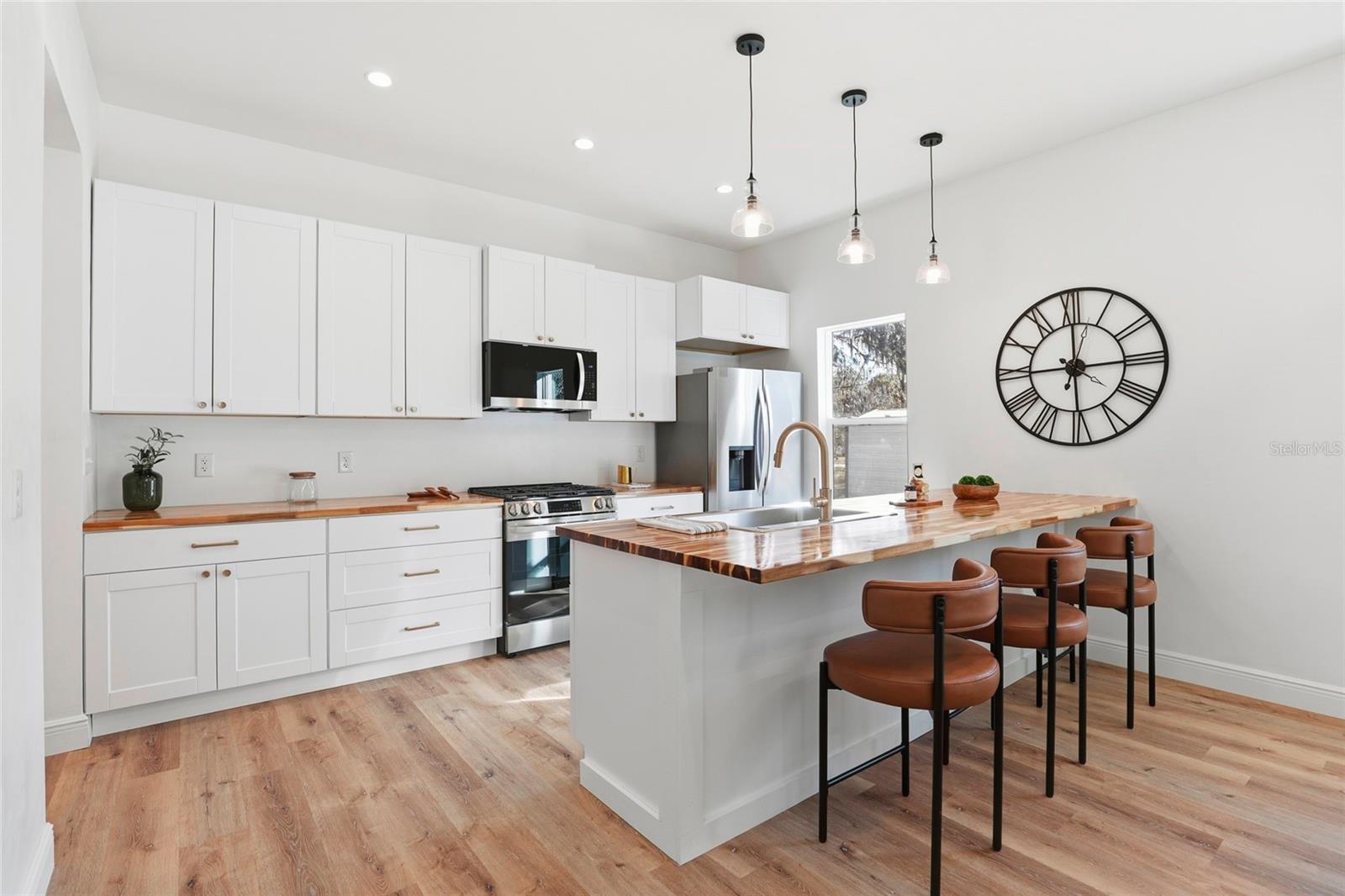 OLD WILLISTON - Residential